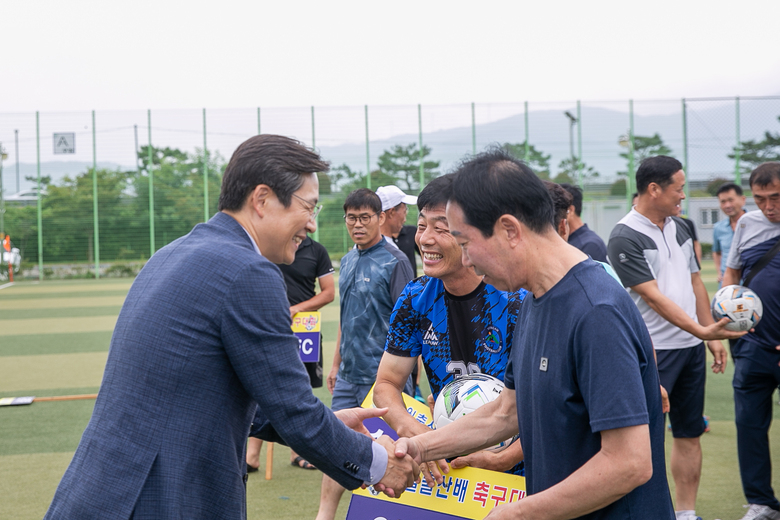 월출산배 우수클럽 초청 축구대회 개회식 이미지 2