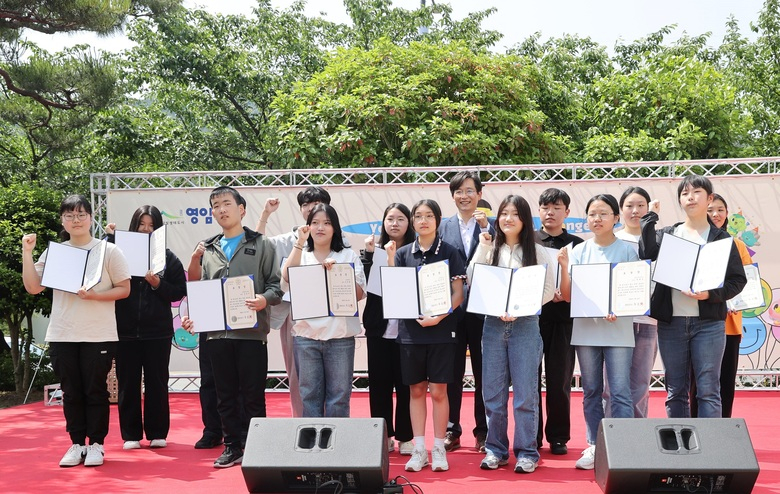 경기도 봉사단원들이 청소년의 달 영암군을 찾은 이유 이미지 1